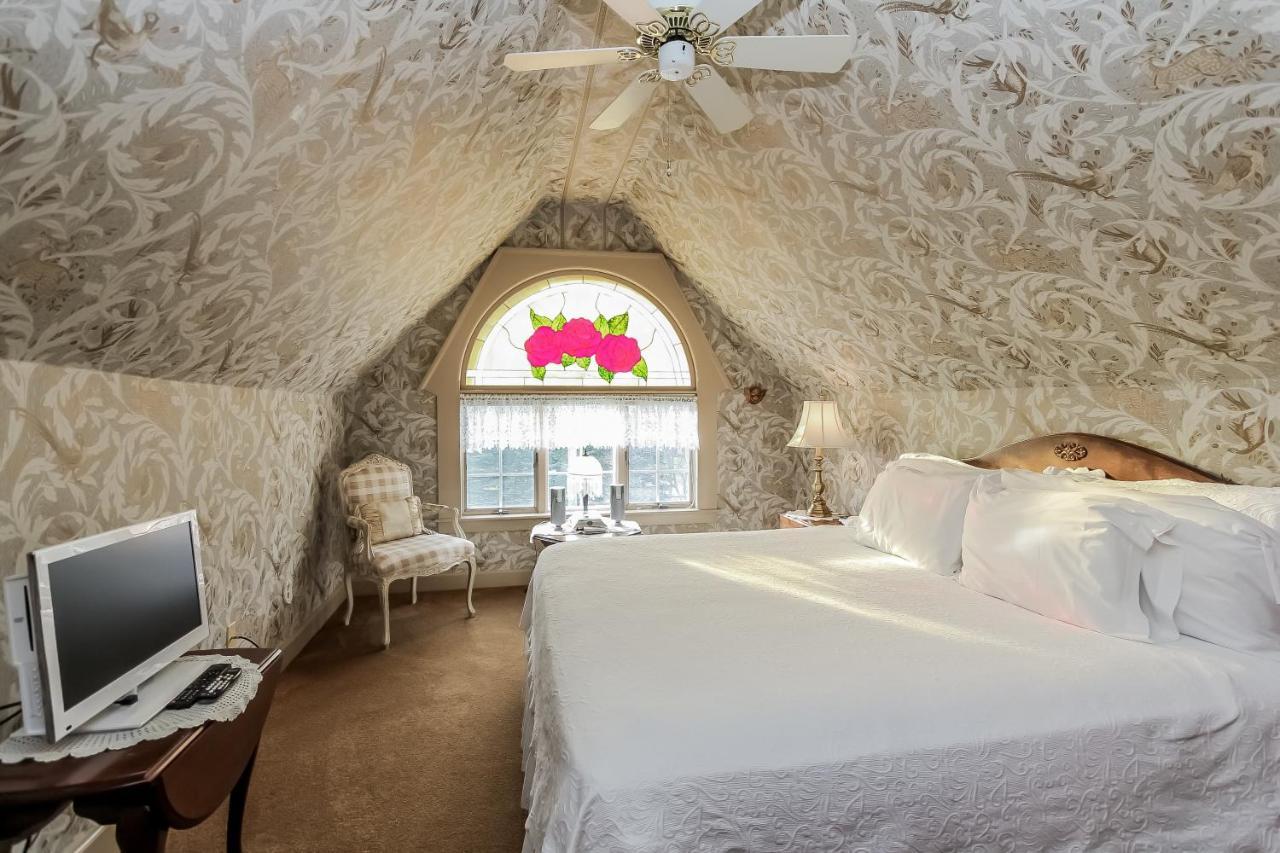 Yelton Manor Bed And Breakfast South Haven Ruang foto