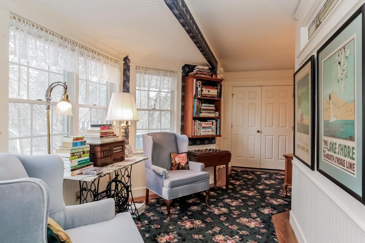 Yelton Manor Bed And Breakfast South Haven Bagian luar foto