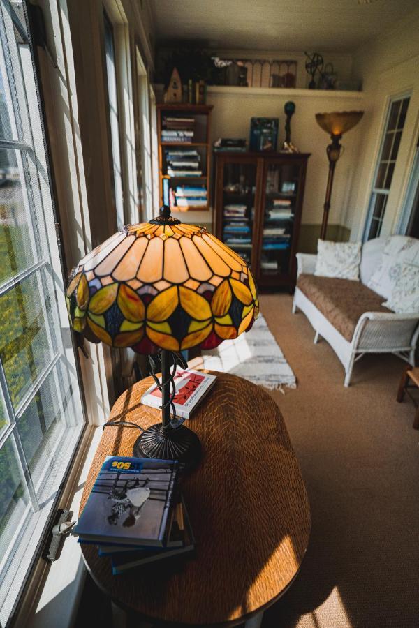 Yelton Manor Bed And Breakfast South Haven Bagian luar foto