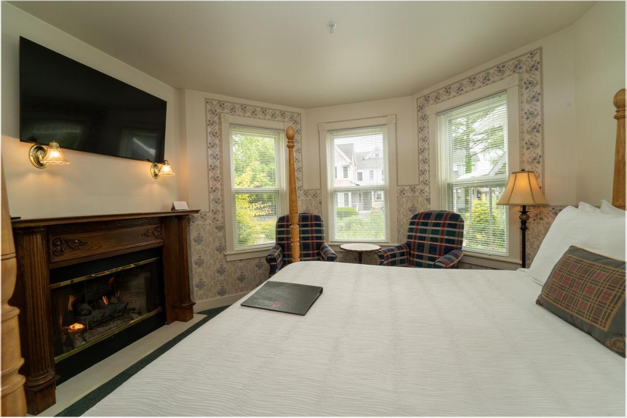 Yelton Manor Bed And Breakfast South Haven Ruang foto