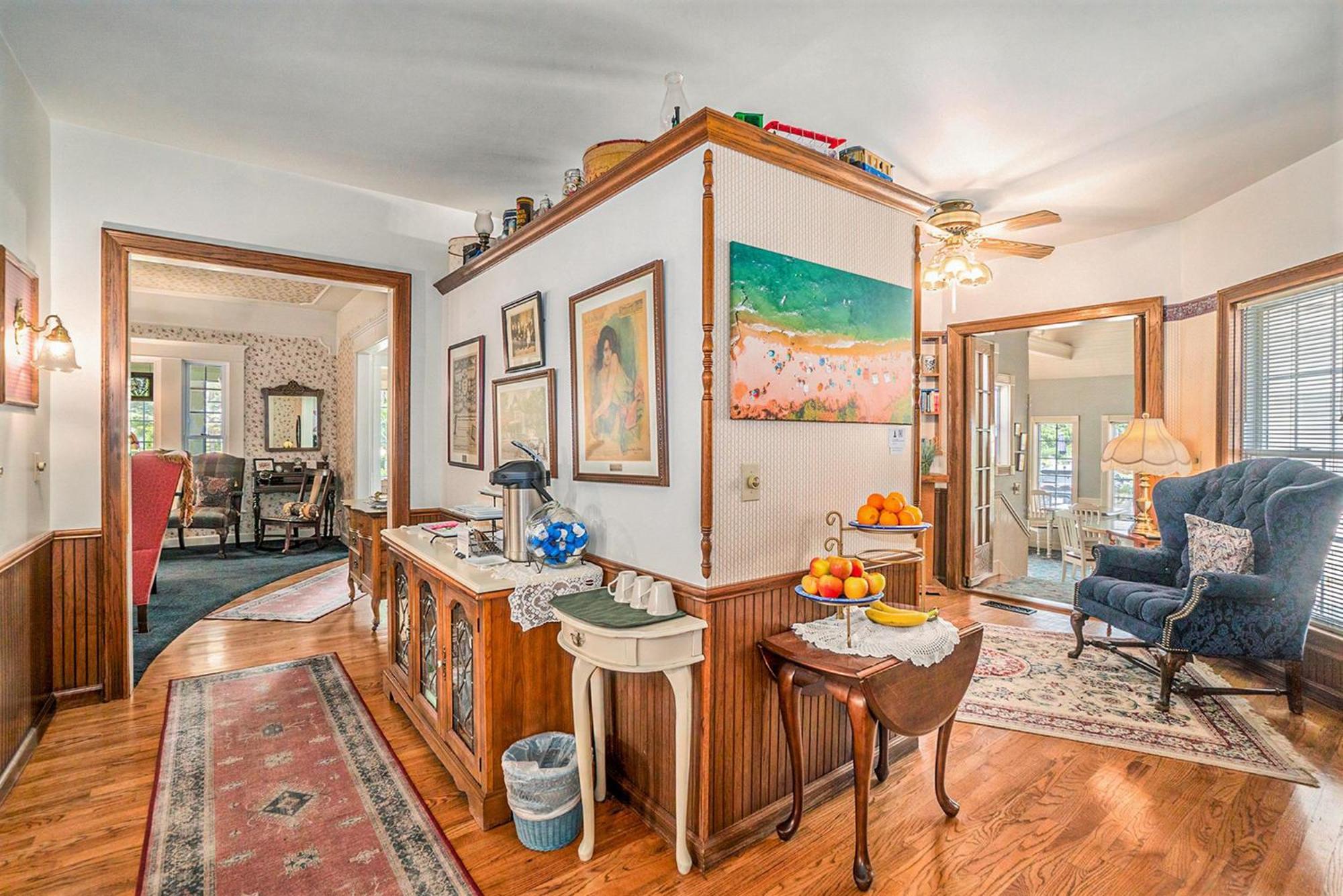 Yelton Manor Bed And Breakfast South Haven Bagian luar foto