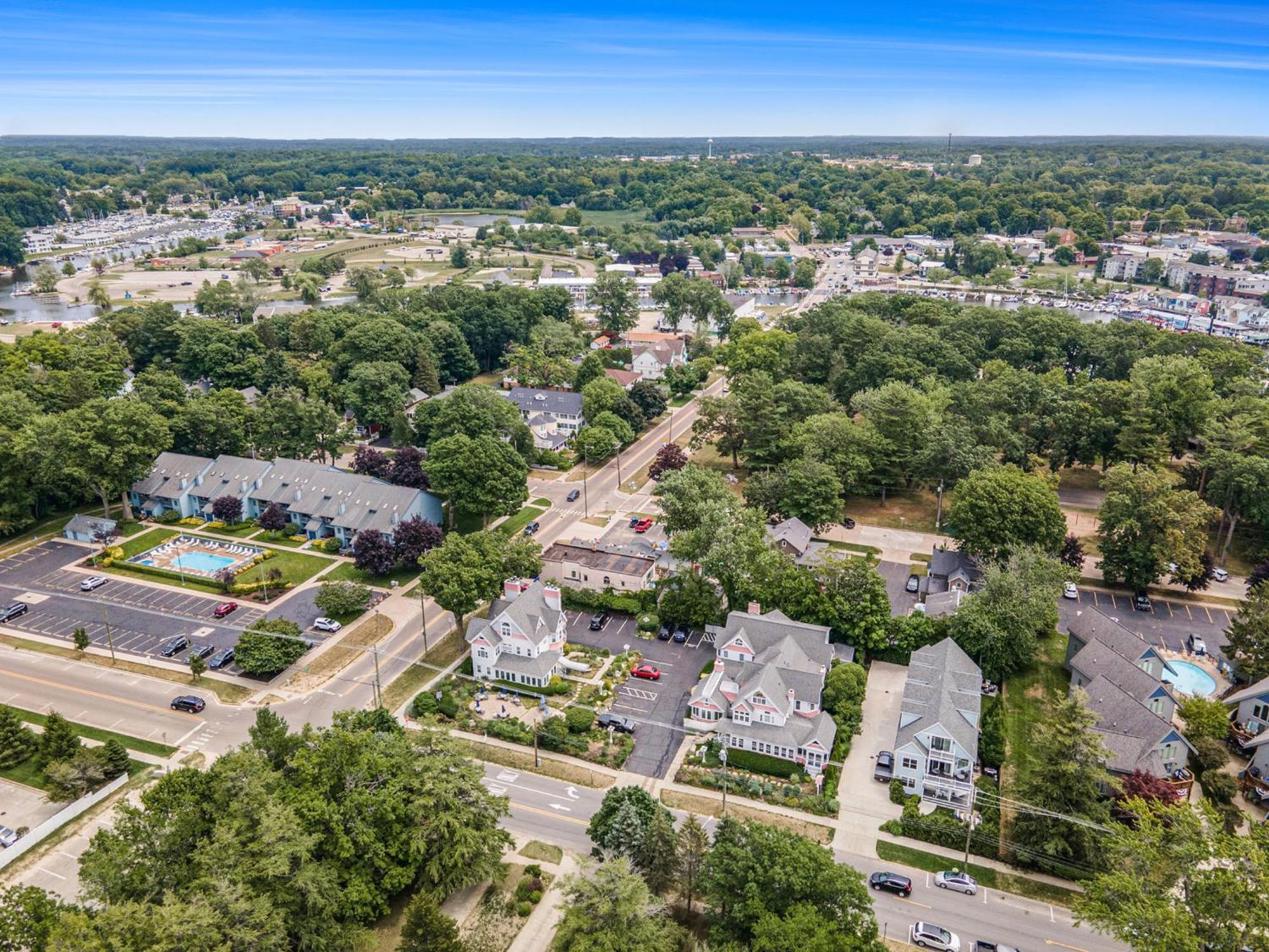 Yelton Manor Bed And Breakfast South Haven Bagian luar foto