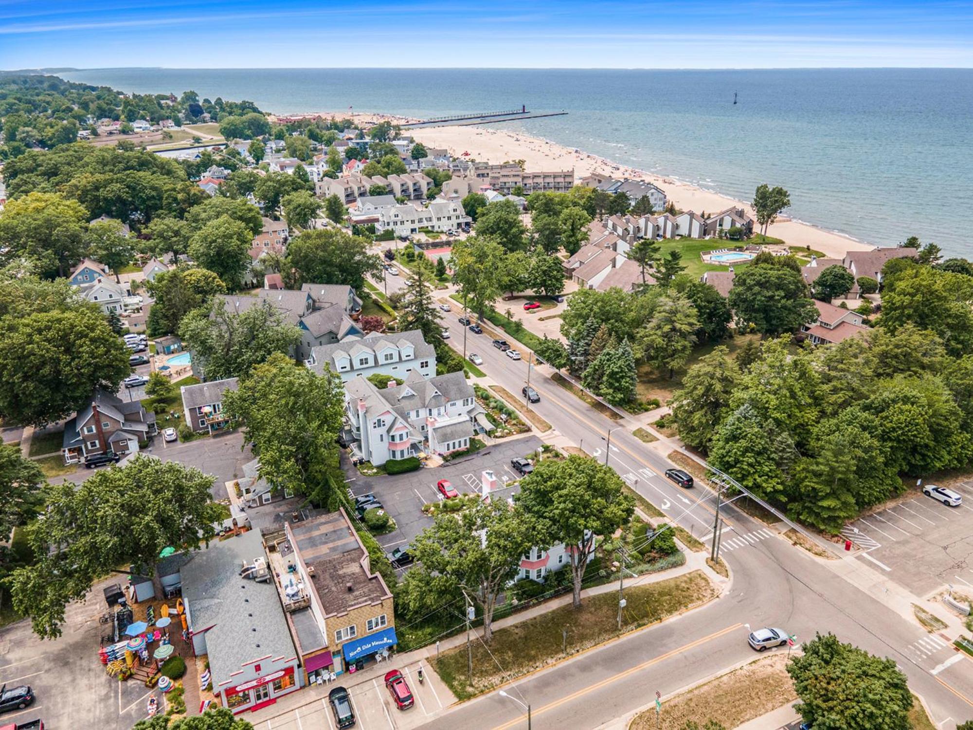 Yelton Manor Bed And Breakfast South Haven Bagian luar foto