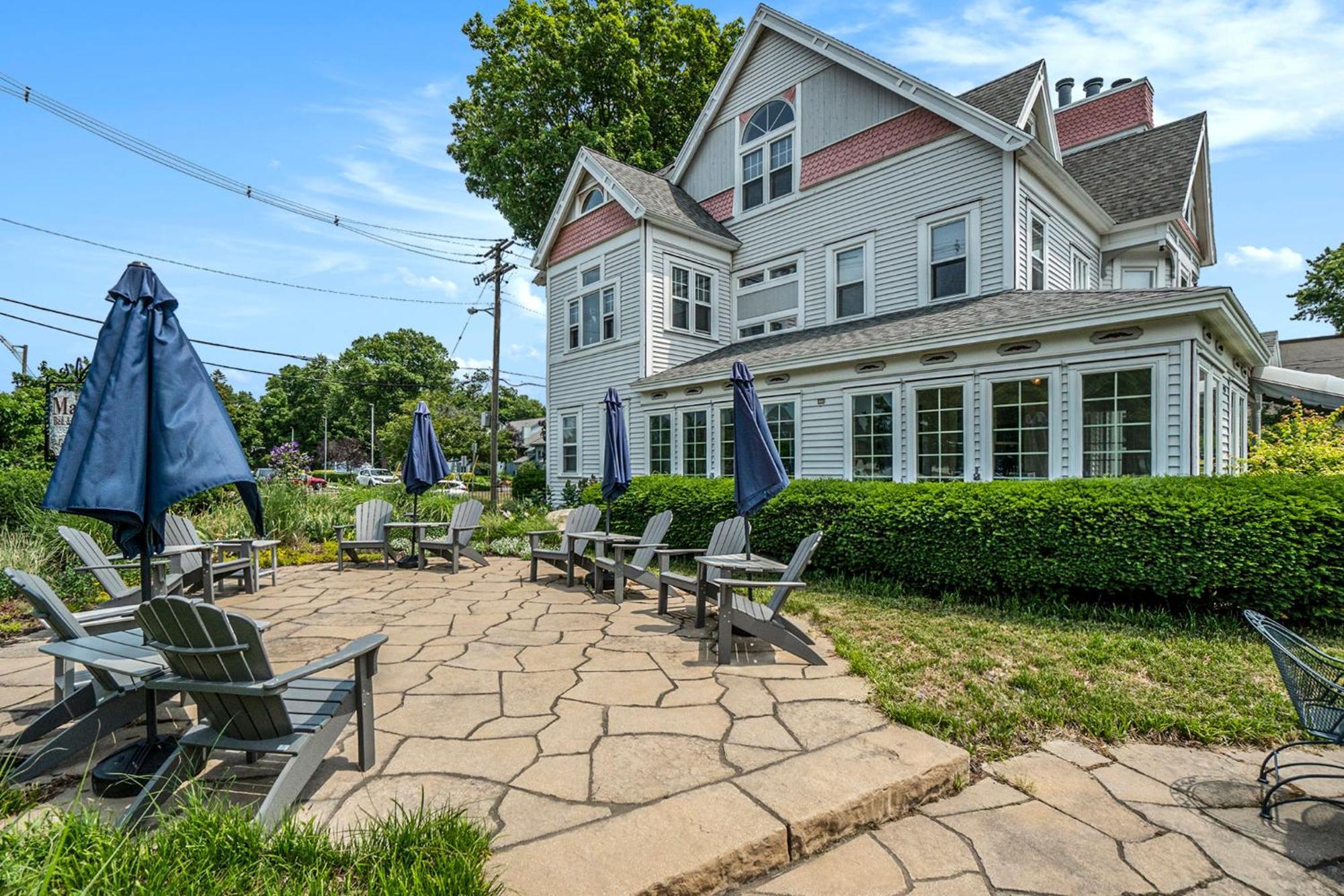 Yelton Manor Bed And Breakfast South Haven Bagian luar foto